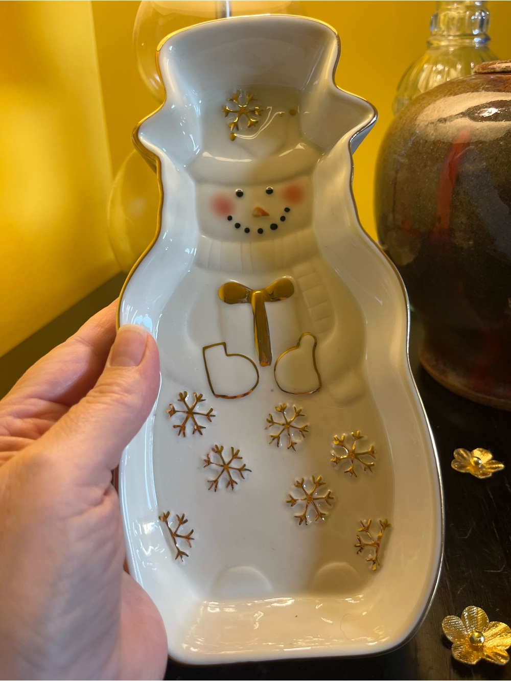 Mikasa elegant White Snowman Holiday Serving Dish with Gold Accents